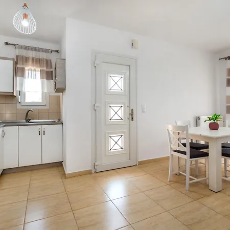 House Litsa 2 In *
