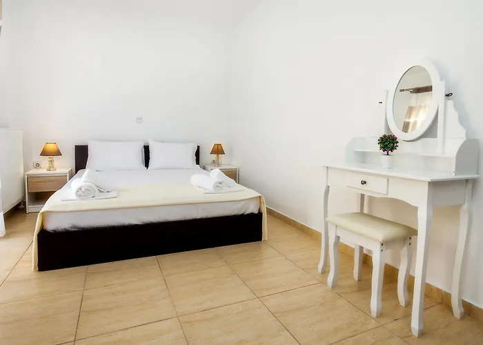 House Litsa 2 In アパート ポトス